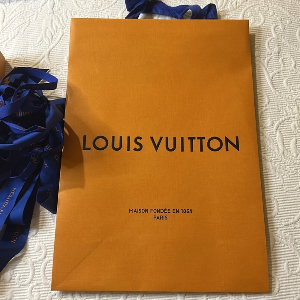 Louis Vuitton Orange Box Set with Blue Ribbon - Picture 9 of 11